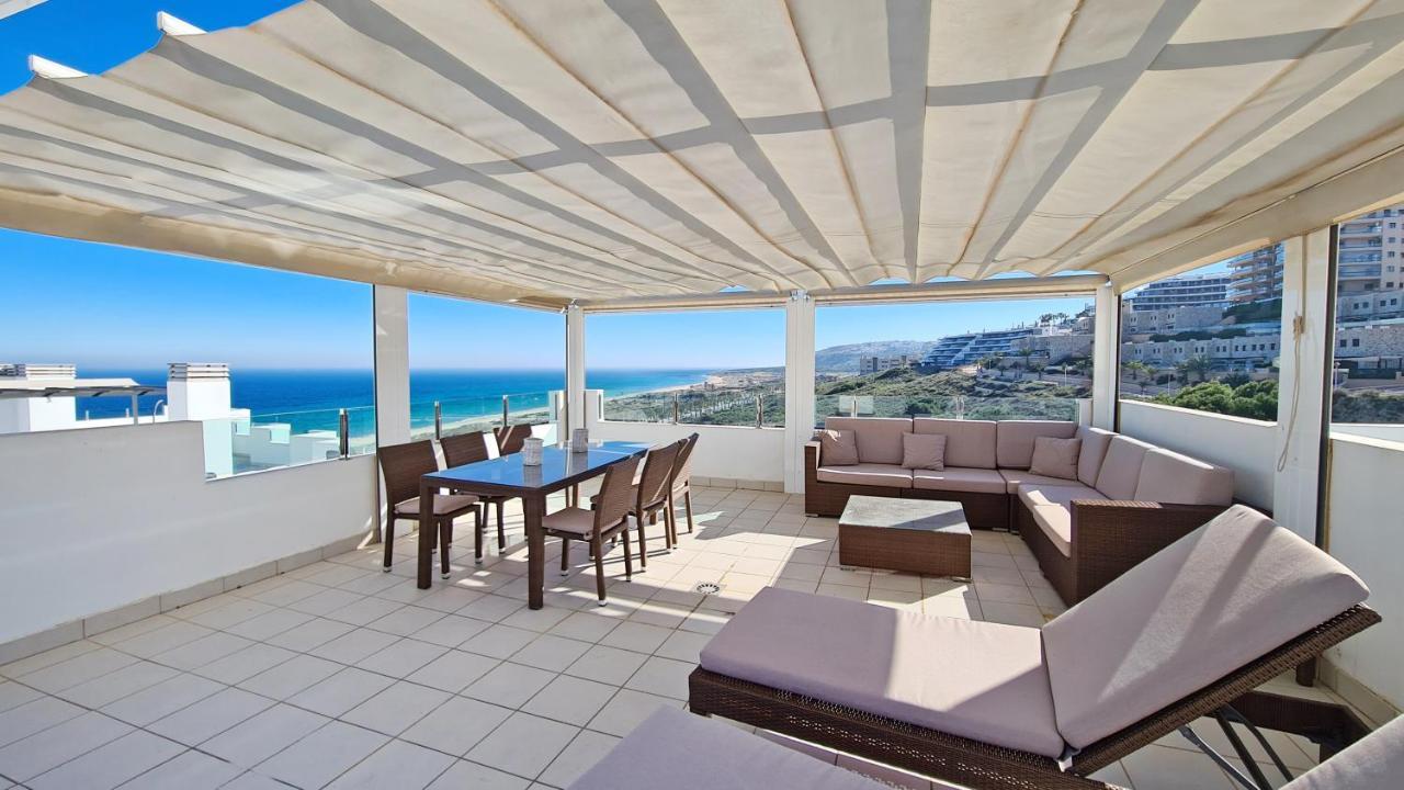 Beachfront Luxury Apartments By Nras Arenales del Sol Eksteriør billede