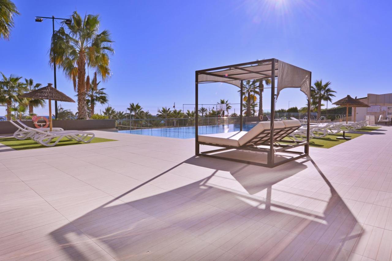 Beachfront Luxury Apartments By Nras Arenales del Sol Eksteriør billede