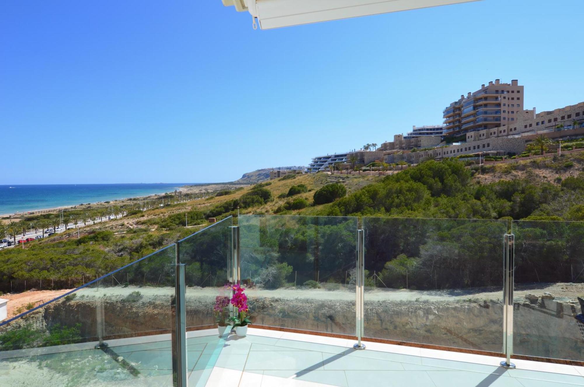 Beachfront Luxury Apartments By Nras Arenales del Sol Værelse billede