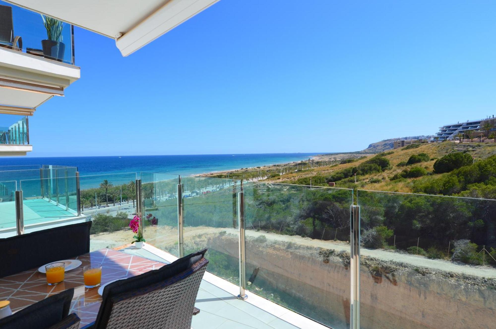 Beachfront Luxury Apartments By Nras Arenales del Sol Eksteriør billede